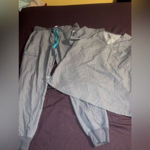 Figs jogger scrub set